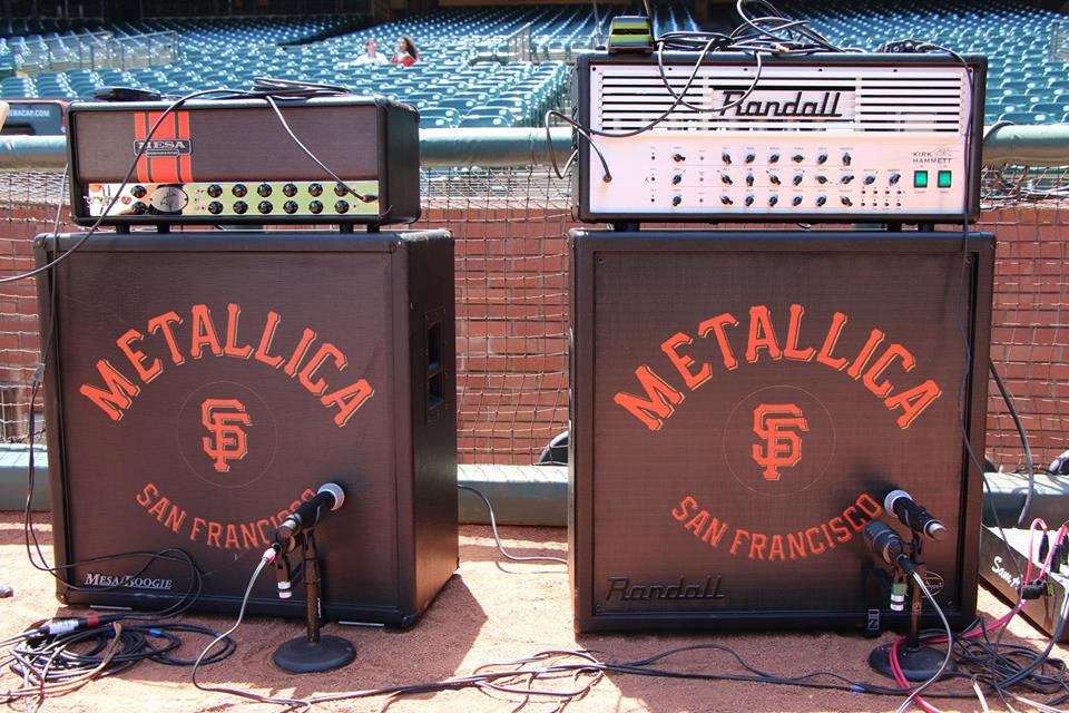 Metallica-amps-on-stage