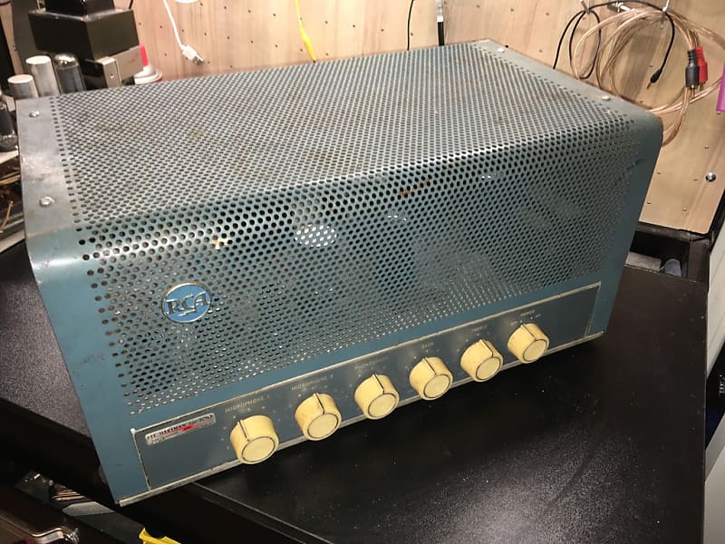 RCA Clubmaster Vintage Amp