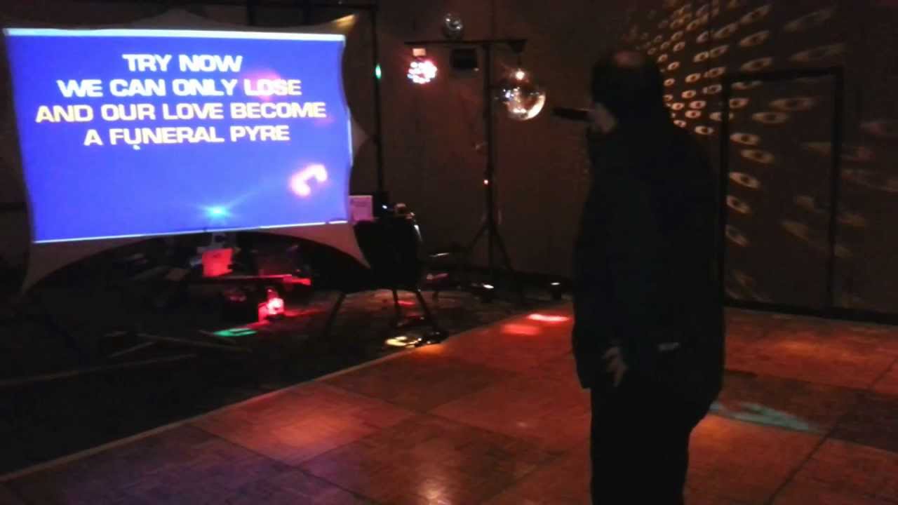 We Review the Best Karaoke Systems For Home Use