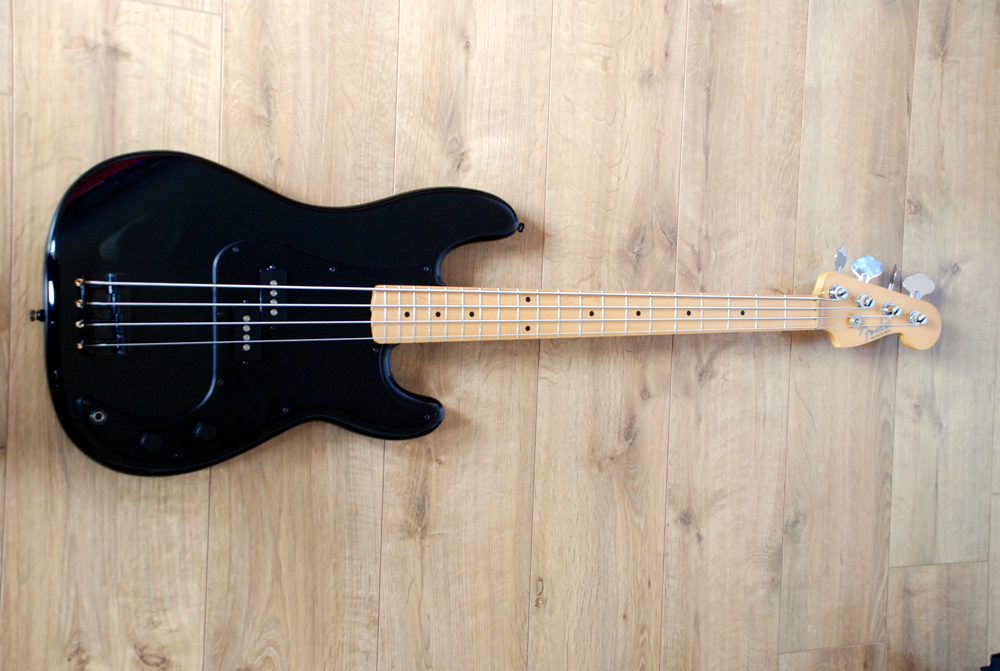 Roger Waters Precision Bass Review